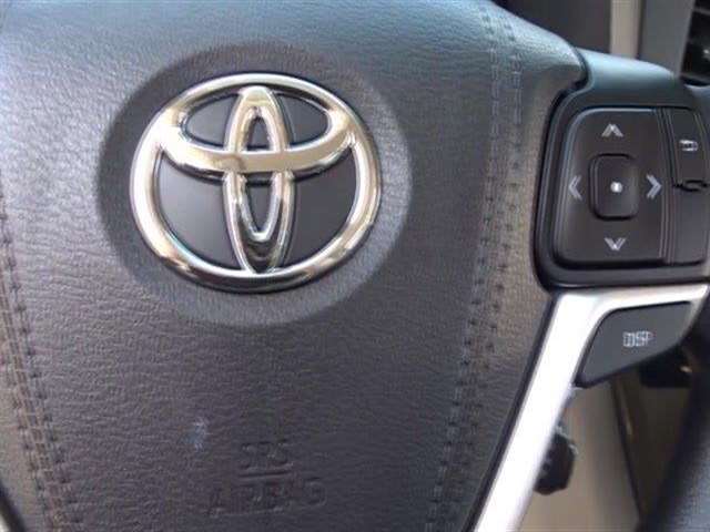 2017 Toyota Sienna LE